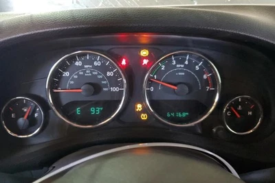 2014 Wrangler OE Speedometer Gauge Cluster 64K Miles Jeep - Image 1 of 4