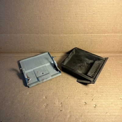 Cenicero Isuzu 1985-1987 camioneta cachorro bandeja de cenizas marrón con soporte Foto 1 de 4