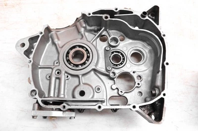 85 Suzuki Quadsport 230 2x4 cárter derecho centro media manivela LT230S Foto 1 de 4