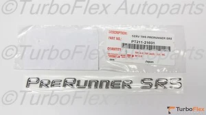 Emblema Toyota Tacoma 1998-2004 puerta trasera PreRunner SR5 original fabricante de equipos originales PT211-21031 - Imagen 1 de 5