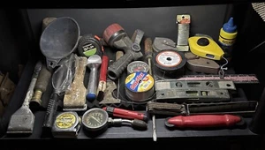 Lot of (31PC) DIY/Tools - Rollers,Tapes,Chalk Lines, Squares, Driver,Funnel/ - Picture 1 of 23