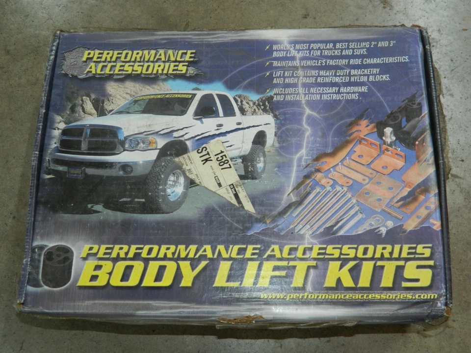 НОВЫЙ ПРОИЗВОДИТЕЛЬНОСТЬ АКСЕССУАРЫ 10013 ПОДВЕСКА ТЕЛА ЛИФТ-КОМПЛЕКТ ДЛЯ 88-94 CHEVY - Изображение 1 из 2