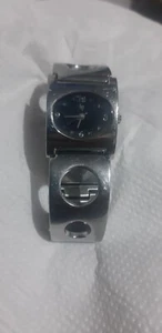 Women's Lip Quartz Watch - Picture 1 of 4