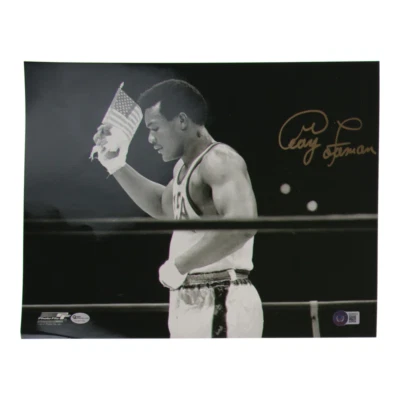 Foto firmada por George Foreman 11x14 (Beckett) Foto 1 de 2