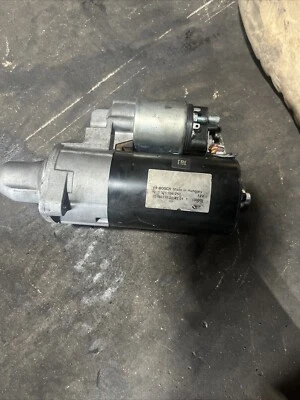 Mercedes Benz E320 1998 3,2 L V6 motor de arranque Bosch OEM Foto 1 de 4