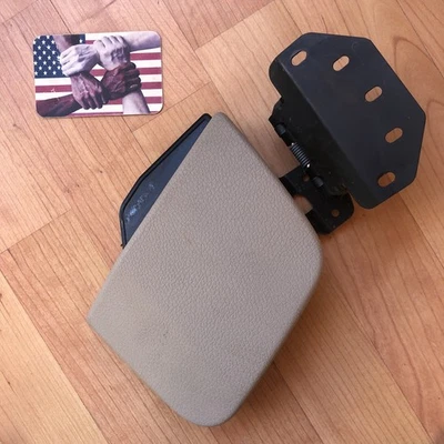 Volvo C70 1998-2004 lado derecho convertible tapa superior cubierta beige OEM 39961432 Foto 1 de 4