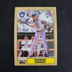 1987 Topps Robin Yount Baseball Card #773 - Picture 1 of 2