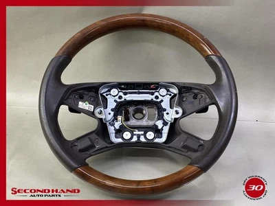Volante 10-13 Mercedes W212 E350 E500 con palancas de cambio de madera Foto 1 de 4