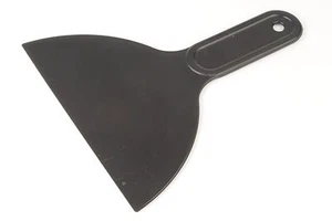 Black 6" Scraper Filling Icing Decorating De-icing Plastering Polyfilla X7091 - Picture 1 of 1