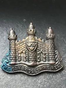 Cambridgeshire Regiment Officers Original British Army Cap Badge - Picture 1 of 4
