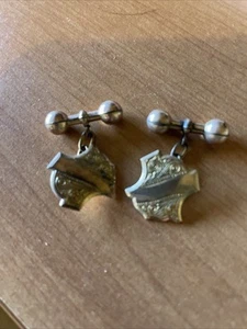 Gold plated shield cufflinks - Picture 1 of 1