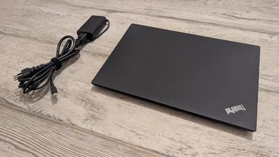 Lenovo Thinkpad T490 i7-8565U 32Gb 512Gb FHD 4G LTE Laptop Portatile - Immagine 1 di 4