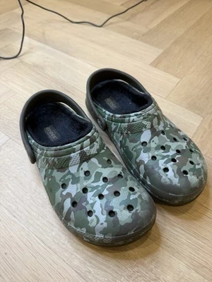 CROCS Camuflaje Niños Junior 3 Foto 1 de 4