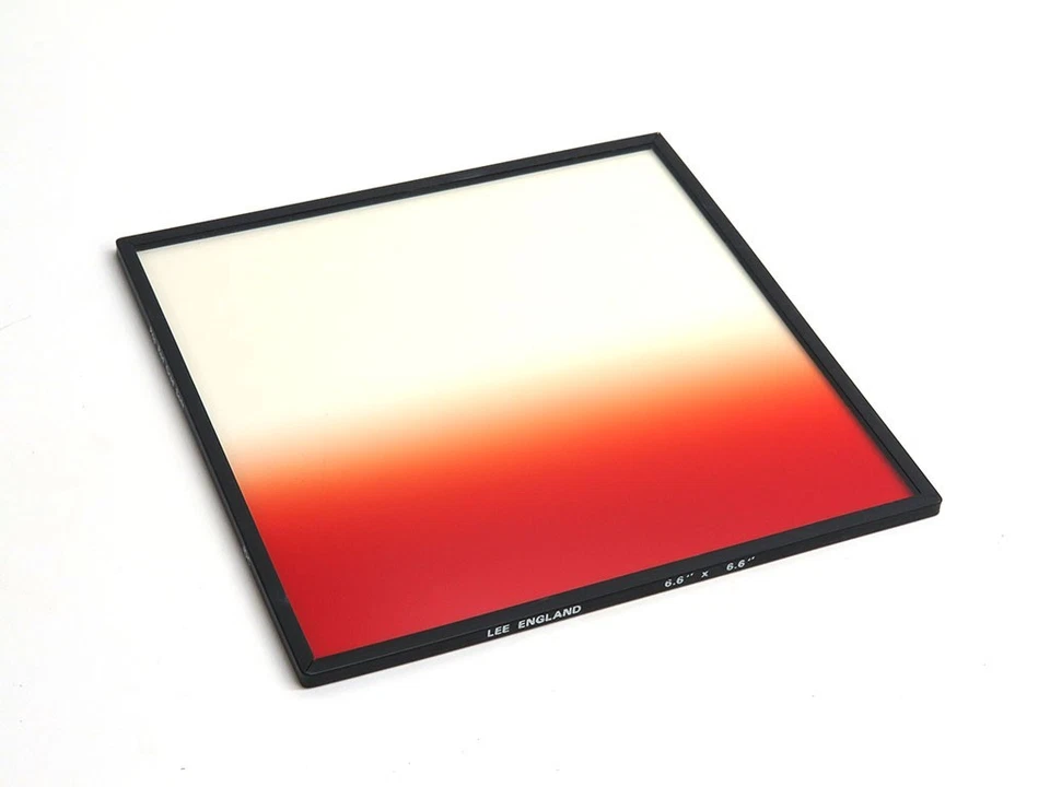 Lee England 6.6x6.6" pop red graduated soft edge SE grad resin lens filter - Image 1 of 2