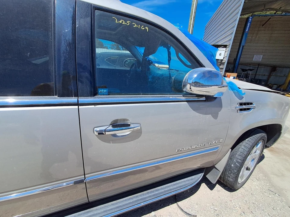 Used Front Right Door Glass Front fits: 2008 Cadillac Escalade ext Front Right G Foto 1 de 4