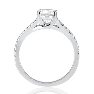 1.35 CT Round Cut Moissanite Engagement Ring 18K White Gold D-F/VVS1 - Picture 1 of 5