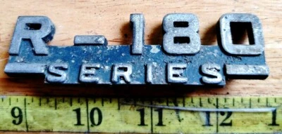 VINTAGE INTERNATIONAL HARVESTER 180 SERIES CIRCA '55 EMBLEM 116233 RF {2016} - Image 1 of 4