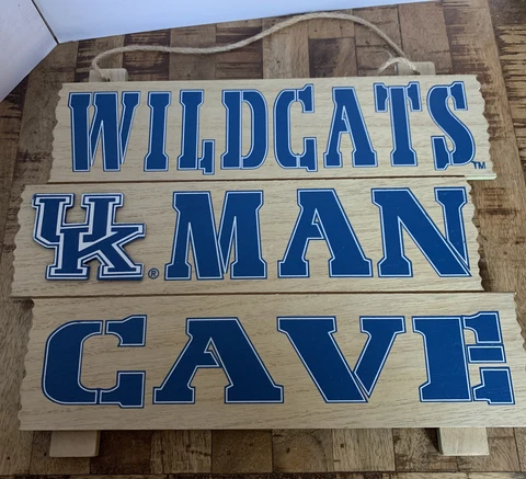 University Of Kentucky Wildcats Man Cave Wooden Look Plaque 14 by 16 inches Cover