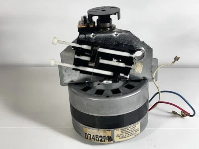 123D0101 14LG410R 2265-267 41A5483B Chamberlain Garage Door Motor - Image 1 of 4