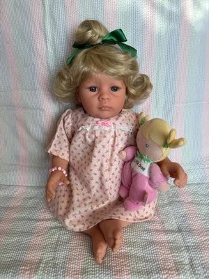 Lee Middleton Doll "Angel Baby" Sculpt By Eva Helland Blonde Hair/Blue Eyes 22" - Image 1 of 4