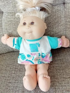 Vintage Cabbage Patch kids girl Mattel first edition blonde hair brown eyes 1982 - Picture 1 of 9