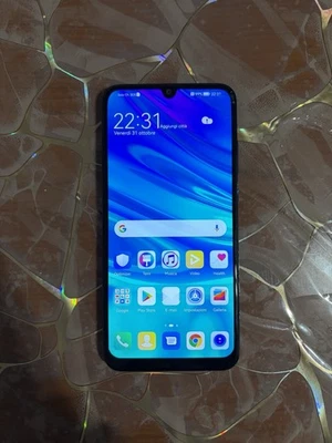 HUAWEI P smart 2019 - 64GB - Aurora Blue (Sbloccato) (Dual SIM) - Immagine 1 di 4
