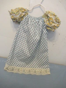 P43 Girls size 4T multicolored Unbranded Dress Off White Lace hem - Picture 1 of 8