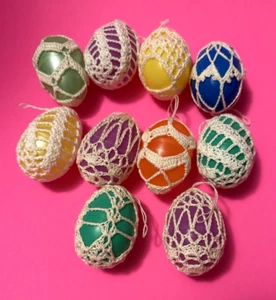 Vintage Lot of 10 Crochet over Plastic Easter Eggs Ornaments Multi Color Pastel - Picture 1 of 3