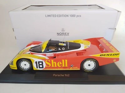 Norev Porsche 962 SHELL #18 Wolleck Schuppan Merwe 24h Le Mans 1988 1/18 187414 - Immagine 1 di 3