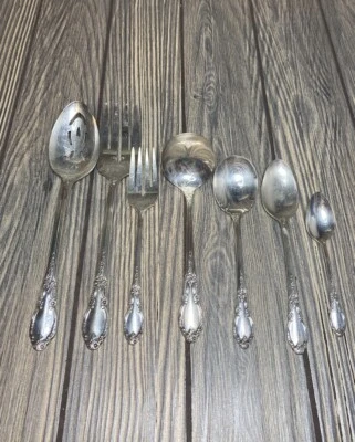 Cubiertos de plata Rogers Oneida ENCHANTMENT 1881 7 piezas. Foto 1 de 4