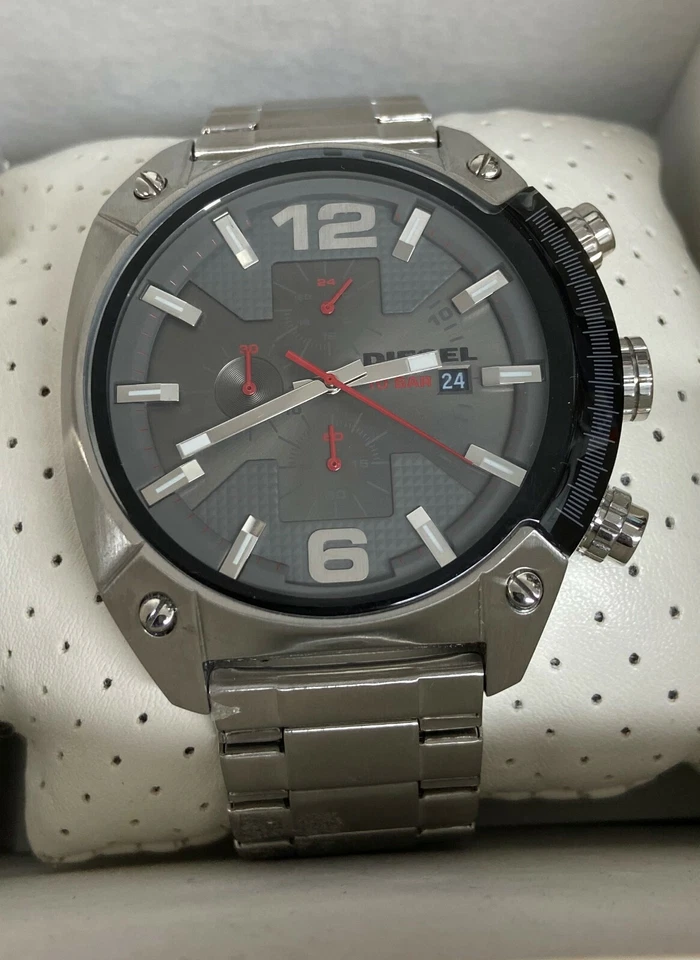 Diesel Reloj Hombre Desbordamiento Pantalla Analógica Cuarzo Analógico Plateado DZ4298  Foto 1 de 1