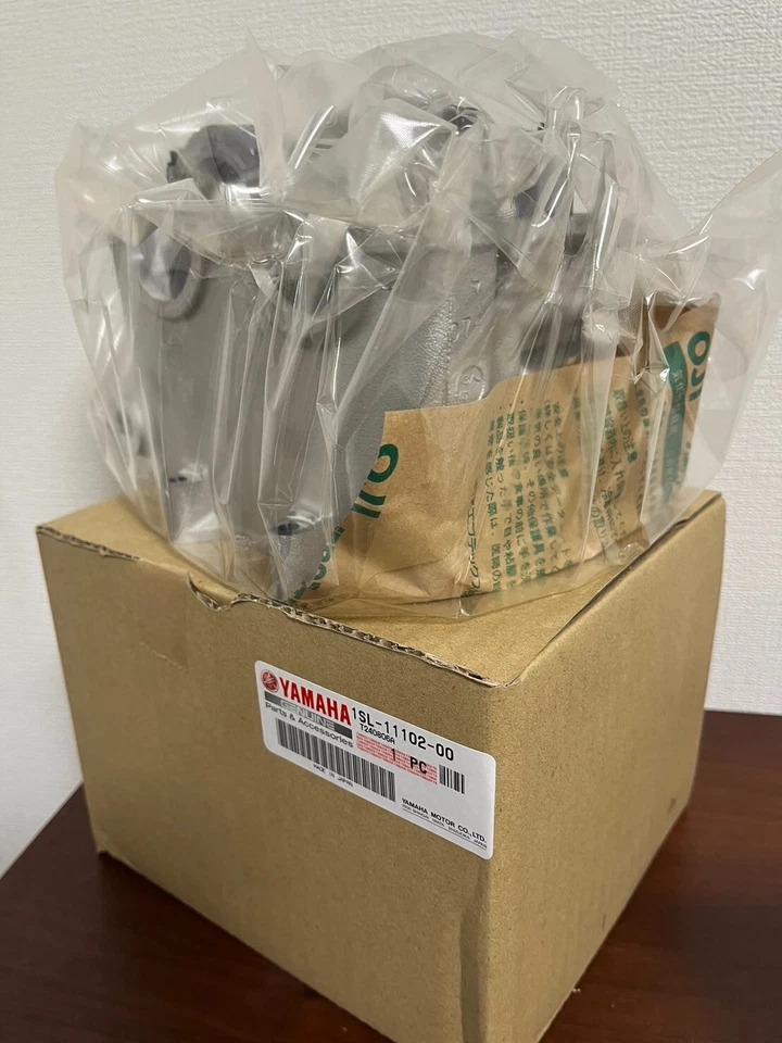 Yamaha 2014-2017 YZ450F Cylinder Head & Gasket Kit Genuine 1SL-11102-00-00 NEW Foto 1 de 1