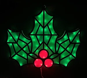 Iluminado Navidad Acebo y Bayas Colgante Ventana, Pared, Espejo Interior/Exterior - Imagen 1 de 20