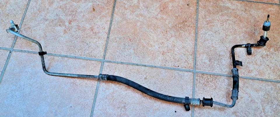 tubo flessibile aria condizionata alfa romeo 156 1900jtd 2400jtd origin 60653200 Foto 1 de 4