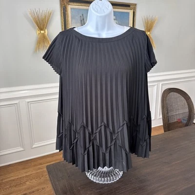 Ted Baker Black Pleated Diamond Short Sleeve Blouse Size 2 EU / Size 8 - Image 1 of 4