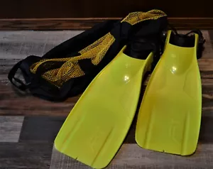 Aletas de natación Ocean Master aletas con bolsa, amarillas, tamaño ajustable pequeño, sin usar - Imagen 1 de 12