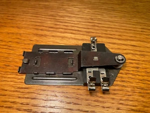 Vintage Lionel  153-C Post War Automatic Contactor Trip Accessory Pressure Plate - Picture 1 of 3