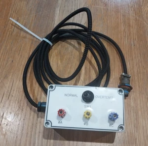 Caja de prueba de sistema de detección de sobretemperatura trifásica ECS - Imagen 1 de 3