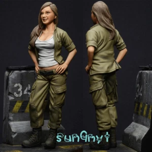 1/20 Unpainted Female Soldier Figure Resin Statue GK Unassembled 3.2''H - Picture 1 of 5