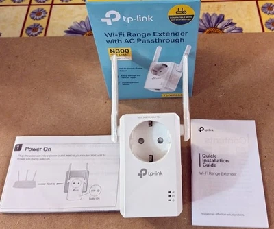 TP-LINK TL-WA860RE 300Mbps Ripetitore di Rete  con presa passante - Bianco - Immagine 1 di 4
