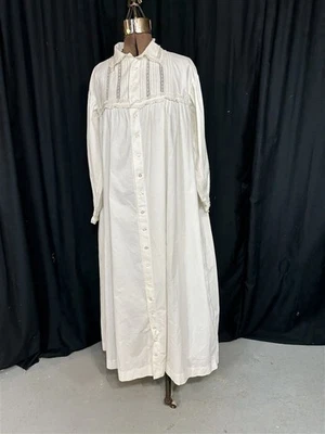 antique cotton night/dressing gown robe  drop shoulder button early 1800 museum - Image 1 of 4
