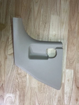 Volkswagen Jetta 1999-2005 panel de retroceso moldura OEM 1J1-863-483 Foto 1 de 3
