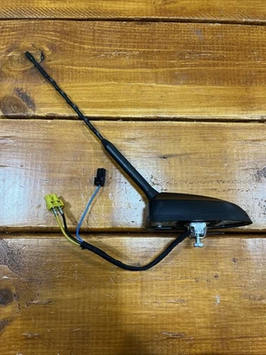 2013-2016 FORD FUSION / ESCAPE RADIO ANTENNA ASSEMBLY GENUINE OEM   - Image 1 of 4