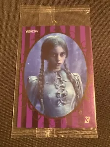 SDCC 2024 Cardsmith Wednesday Adams Convention Exclusive Promo Trading Card #WX1 - Bild 1 von 2