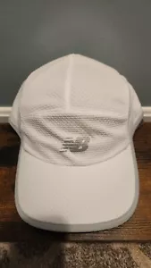 New Balance 5 Panel Performance Hat Polyester Adjustable Moisture Wicking Vented - Picture 1 of 6