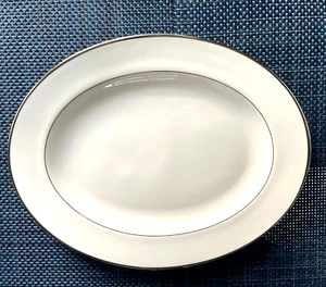 Royal Worcester Monaco große ovale Platte England neu mit Herstelleretikett - Bild 1 von 3