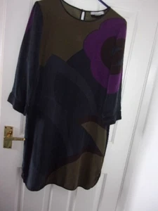 JAEGER LONDON CREPE SILK DRESS SIZE 12 EXC - Picture 1 of 12