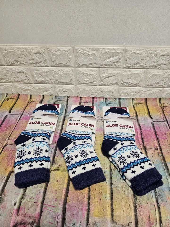 Yaktrax Aloe Cabin Cosy Comfort Soft Socks 3 Pair Bundle UK 9-11 RRP £ 39 Navy