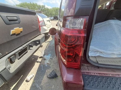 Conjunto de luces traseras para conductor izquierdo Jeep Commander 2007 OEM usado 3641542 Foto 1 de 4