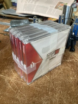 Job Lot Of 5 Brand New Iomega 100mb Zip Discs - Image 1 of 4